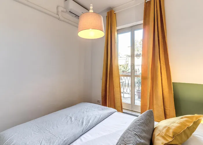 Апартаменты Aweshomeitaly - Spagna Glamour Life Penthouse