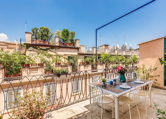 Апартаменты Aweshomeitaly - Spagna Glamour Life Penthouse Рим