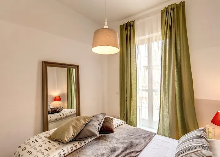 Aweshomeitaly - Spagna Glamour Life Penthouse דירה *