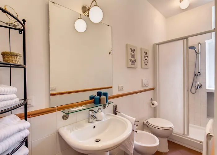 Aweshomeitaly - Spagna Glamour Life Penthouse Апартаменты