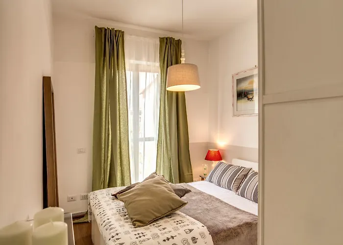Aweshomeitaly - Spagna Glamour Life Penthouse *