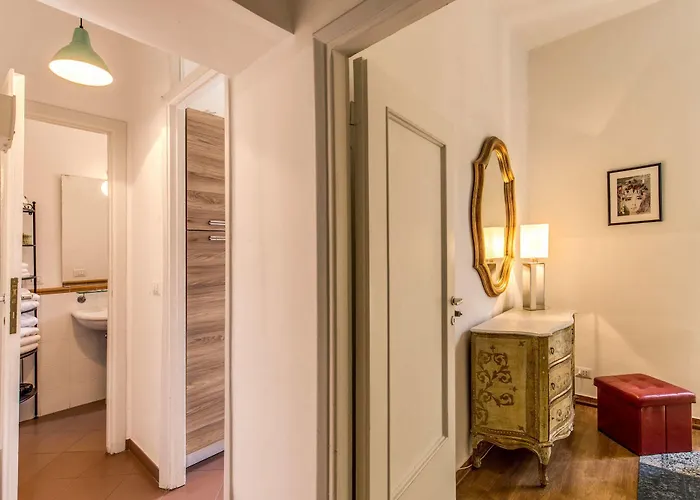 Aweshomeitaly - Spagna Glamour Life Penthouse Апартаменты *